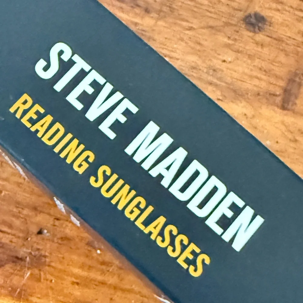 Steve Madden Reading Sunglasses 2.50